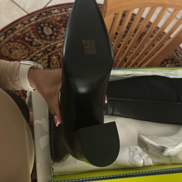 Tory Burch Banana tall boot wide calf 55MM goat leather - Picture 5 of 5